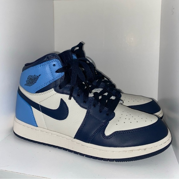 Jordan 1 Retro High Obsidian UNC - Picture 1 of 5